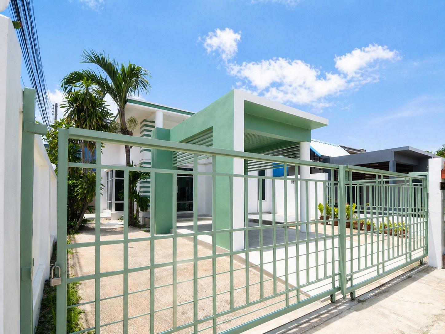 Private Front Fence